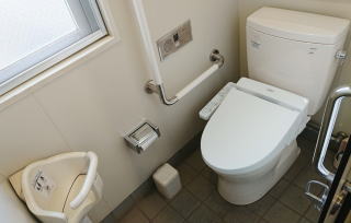 トイレ洋式化100 常総線全駅のトイレを洋式化
